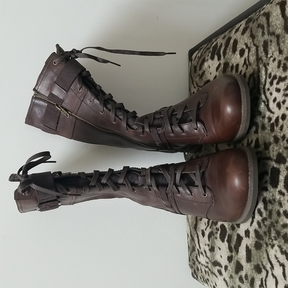 Timberland Lace up Boots Size 9.5